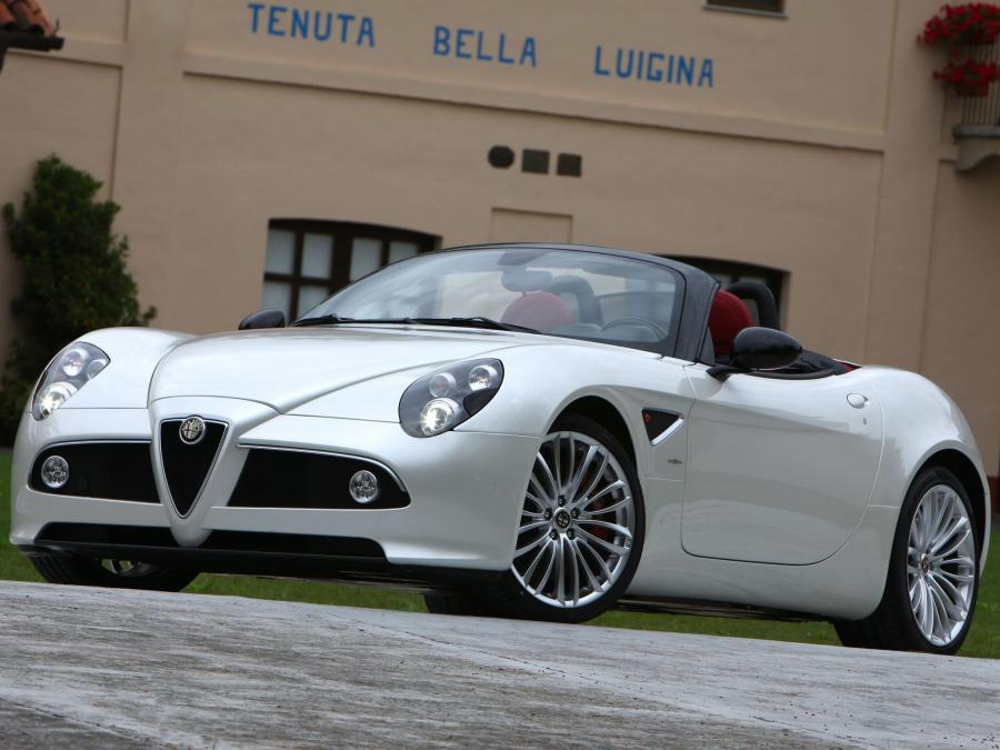  Alfa Romeo 8C Spider 2008 года  (фото 41 из 46)